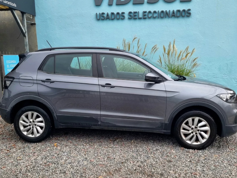 Venta en Uruguay de Volkswagen T-Cross  4 puertas 