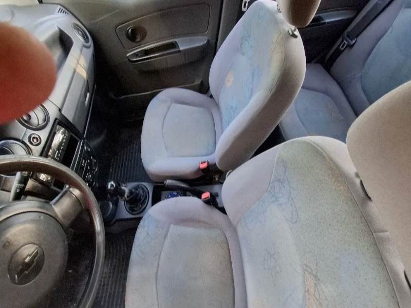 Venta en Uruguay de Chevrolet Spark  4 puertas 