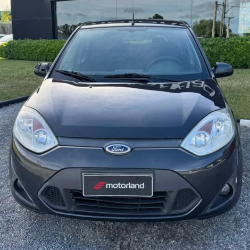 Foto: Ford Fiesta 2011: El Compacto Ideal para tu Día a Día en Uruguay