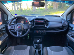 Fiat Uno  hatchback ofrecido en Melo 