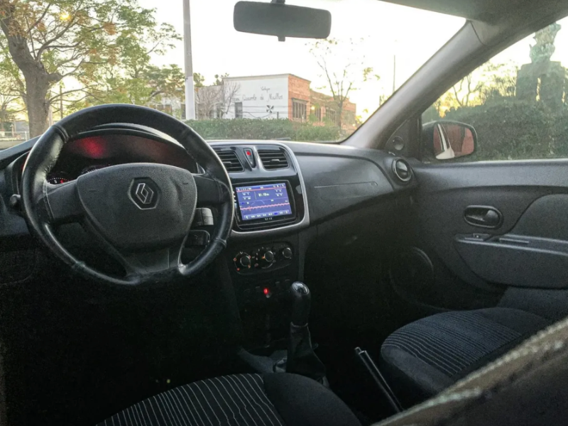 con motor 1.6 a la vista