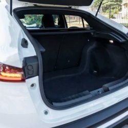 Venta en Uruguay de Fiat FASTBACK  4 puertas 