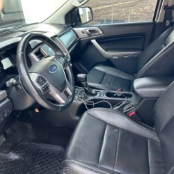 Venta en Uruguay de Ford Ranger  4 puertas 