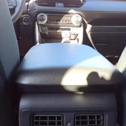 Imagen del Toyota 2024  2.0 híbrido listo para la venta  