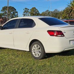 foto 3: Peugeot 301 2020 1.2 usado a la venta en Flores 