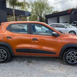 Renault Kwid  hatchback ofrecido en Ciudad de la Costa 