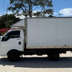 Bongo 2018 usado en venta