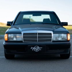 Venta en Uruguay de Mercedes-Benz 190e  4 puertas 