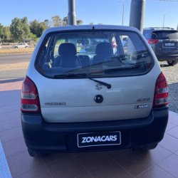 Venta en Uruguay de Suzuki Alto  4 puertas 