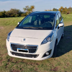 vendo: uy/peugeot-5008-1-2-130-puretech-2015-usado-rio-negro
