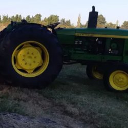 John Deere nuevo en Paysandú