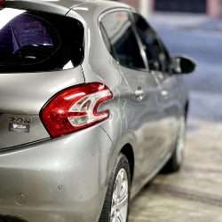 vendo: uy/peugeot-208-usado-en-venta-2014