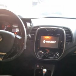 Venta en Uruguay de Renault Captur  4 puertas 