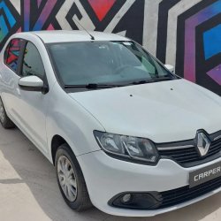 Venta en Uruguay de Renault Logan  4 puertas 