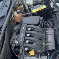 Modelo Kangoo por dentro