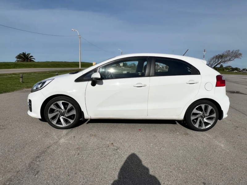 vista interna del Kia