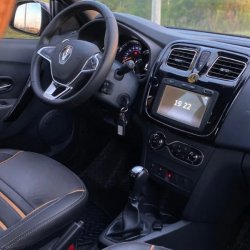 Modelo Stepway por dentro