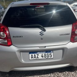 Suzuki Celerio  hatchback ofrecido en Playa Verde 