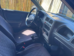 Venta en Uruguay de Suzuki Alto  4 puertas 