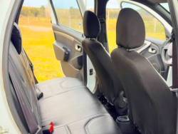 Venta en Uruguay de Renault Oroch  4 puertas 