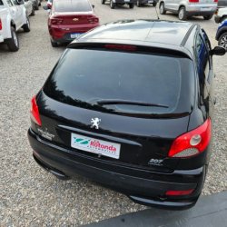 Peugeot 207  hatchback ofrecido en Sauce 