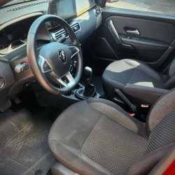 Venta en Uruguay de Renault Oroch  4 puertas 