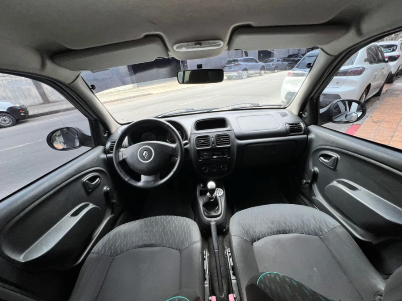 Venta en Uruguay de Renault Clio  3 puertas 