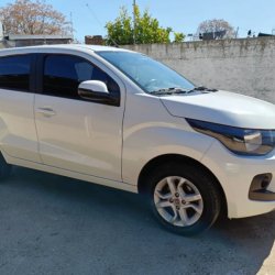 Fiat Mobi  hatchback ofrecido en Aires Puros 
