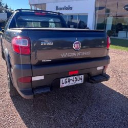 Fiat Strada  pickup ofrecido en Las Piedras 