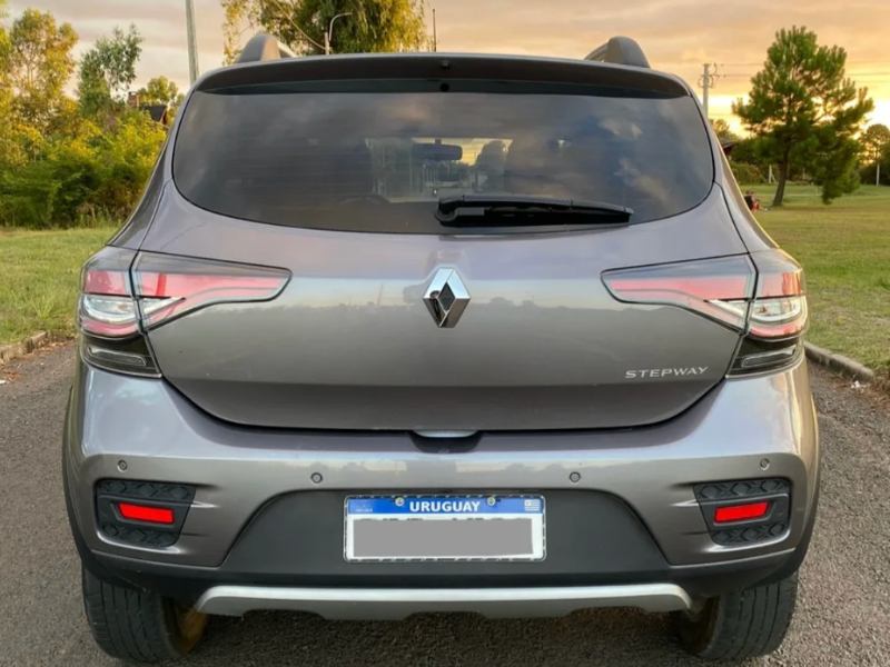 Imagen del Renault 2021  1.6 listo para la venta  
