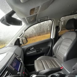 Venta en Uruguay de Volkswagen Amarok  4 puertas 