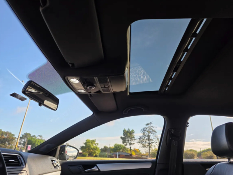 Volkswagen Vento Precio