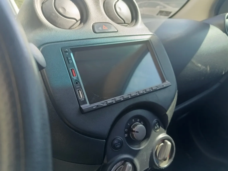 Imagen de  Manual  2013 Nissan March