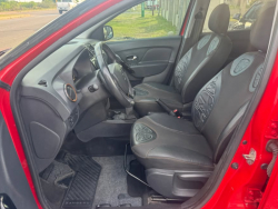 Renault Sandero Stepway  hatchback ofrecido en Ciudad de la Costa 