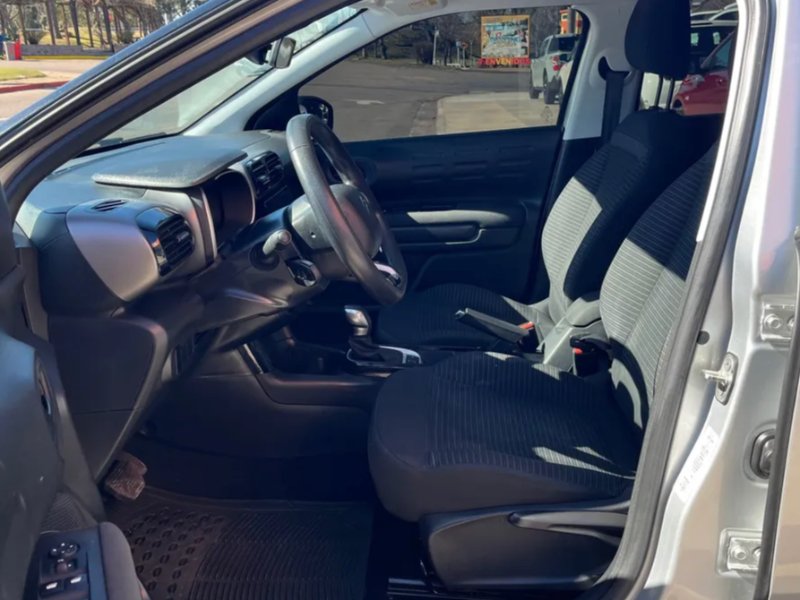 Modelo C4 Cactus por dentro