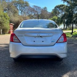venta de Nissan Versa usado