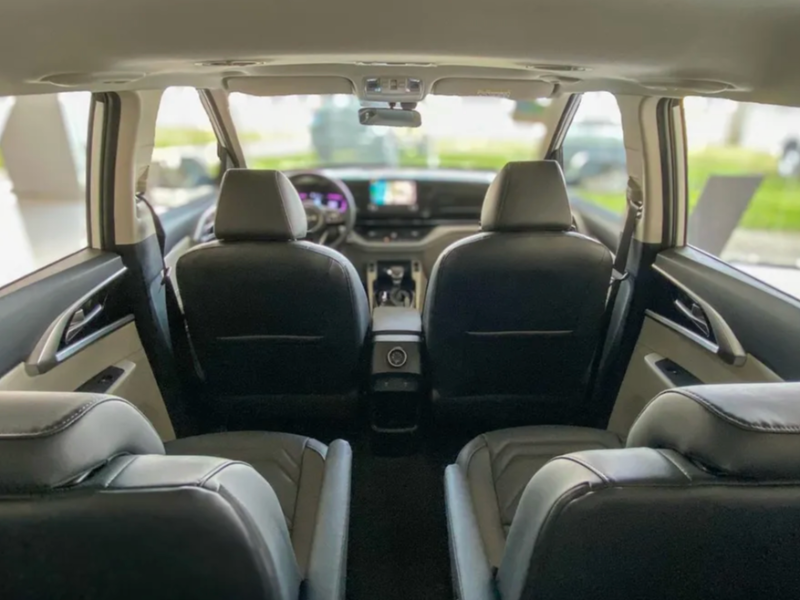 Venta en Uruguay de Kia Carens  4 puertas 