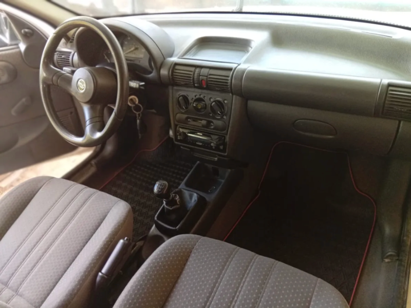 Chevrolet Corsa Precio