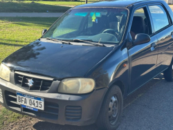 Suzuki Alto  hatchback ofrecido en Maldonado 
