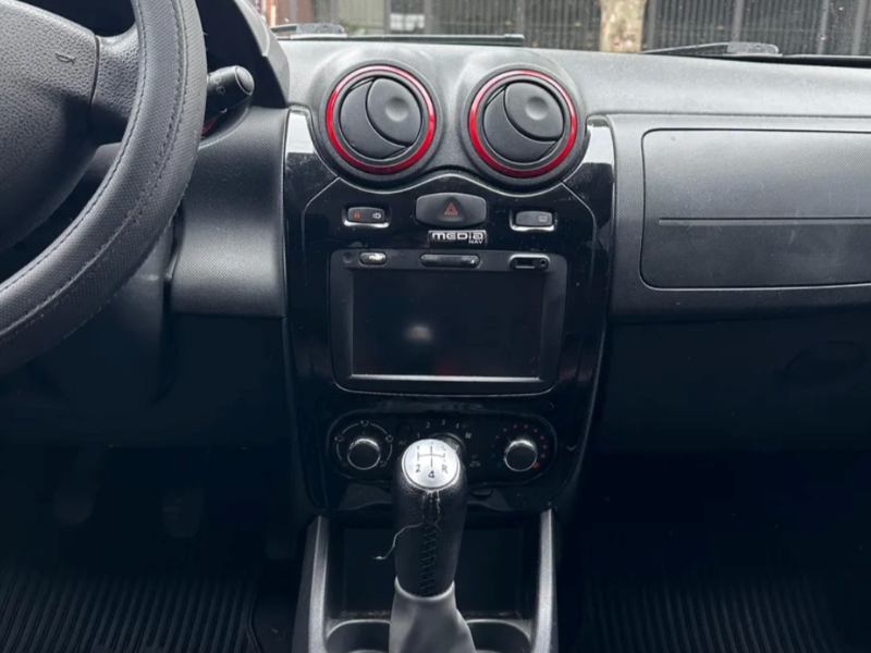 Modelo Sandero Stepway por dentro