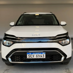 Foto: Kia Carens 2024: Lujo y tecnología, excelente estado en venta en Montevideo