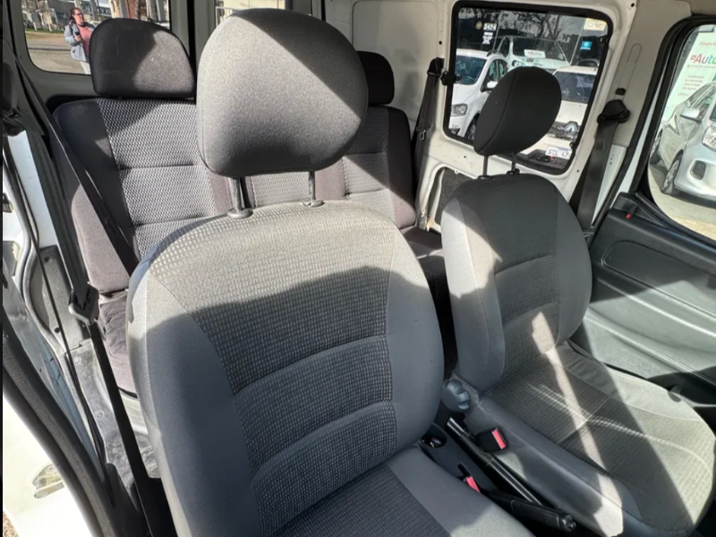 Imagen de  Manual  2023 Peugeot Partner