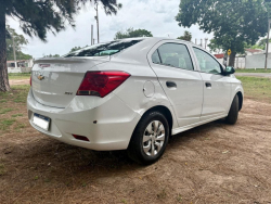 Chevrolet Onix  sedán ofrecido en Brazo Oriental 