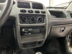 Venta en Uruguay de Suzuki Alto  4 puertas 
