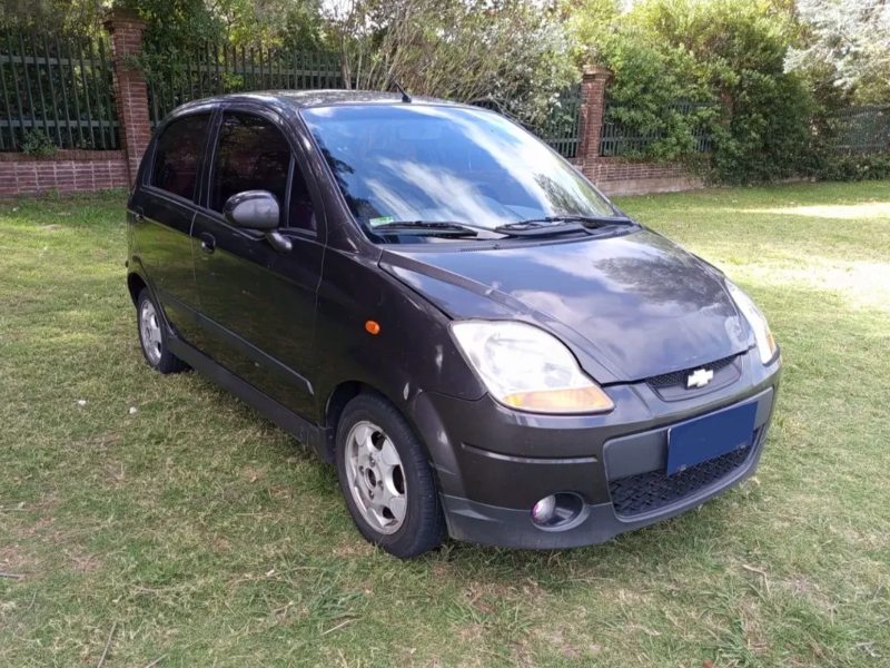 Venta en Uruguay de Chevrolet Spark  4 puertas 