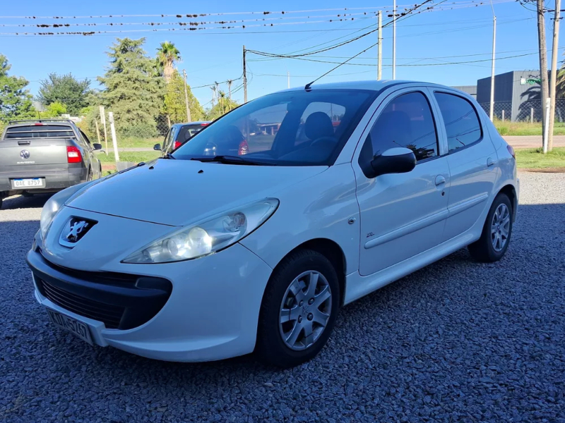 Imagen del Peugeot 2011  1.4 listo para la venta  