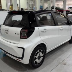 JAC E-s1  hatchback ofrecido en Centro 