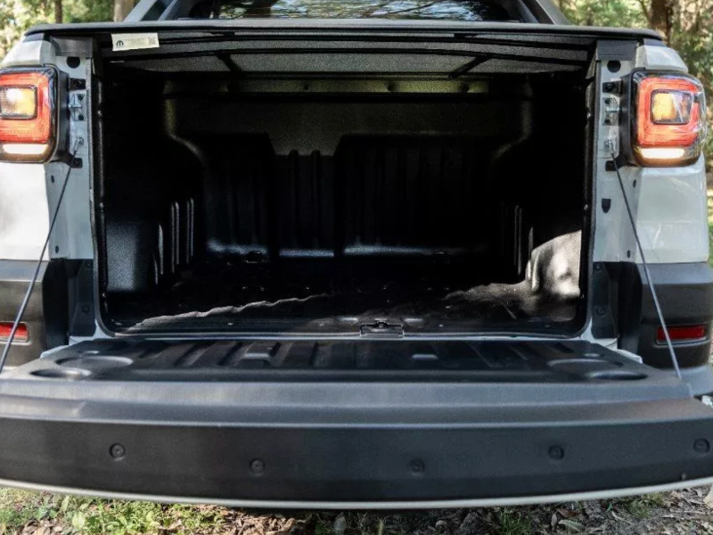 Venta en Uruguay de Fiat Strada  4 puertas 