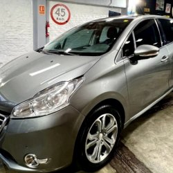 Venta en Uruguay de Peugeot 208 