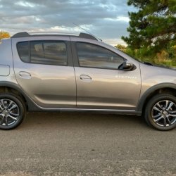 Renault Stepway  hatchback ofrecido en Rivera 